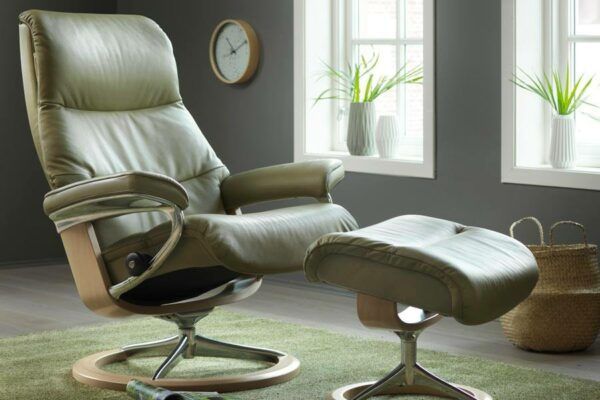 Stressless View Recliner & Ottoman - Signature & Cross Base - Image 13