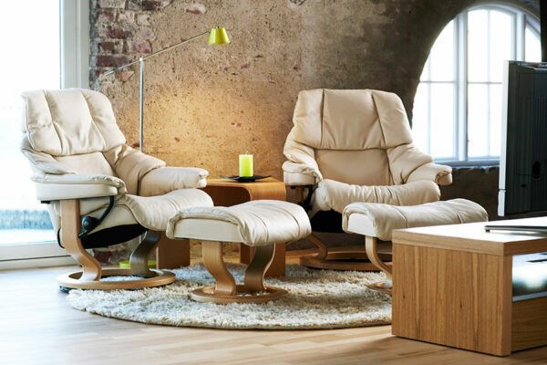 Stressless Reno Recliner & Ottoman - Classic Base - Image 5