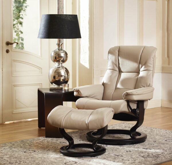 Stressless Mayfair Recliner & Ottoman - Classic Base - Image 5