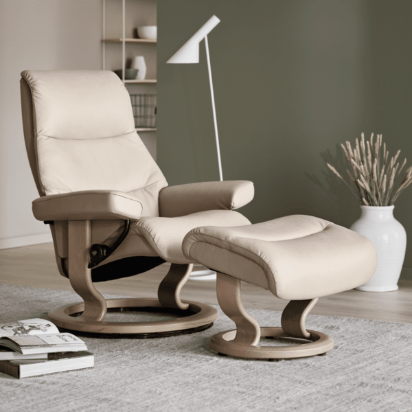 Stressless View Recliner & Ottoman - Classic Base - Image 5