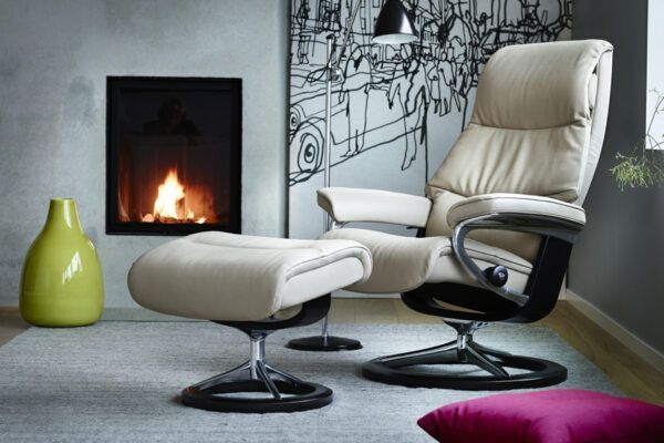 Stressless View Recliner & Ottoman - Signature & Cross Base - Image 10