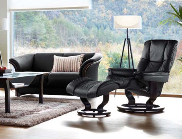 Stressless Mayfair Recliner & Ottoman - Classic Base - Image 6