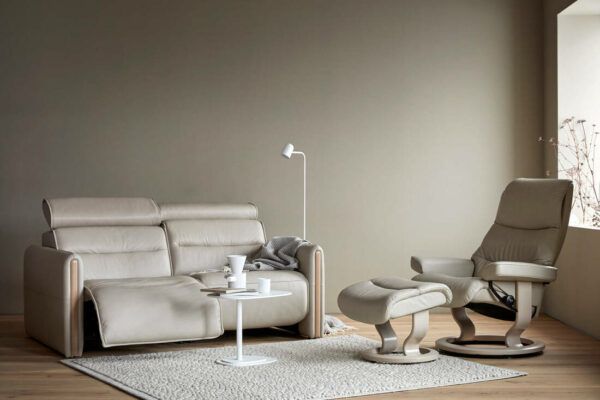 Stressless View Recliner & Ottoman - Classic Base - Image 6