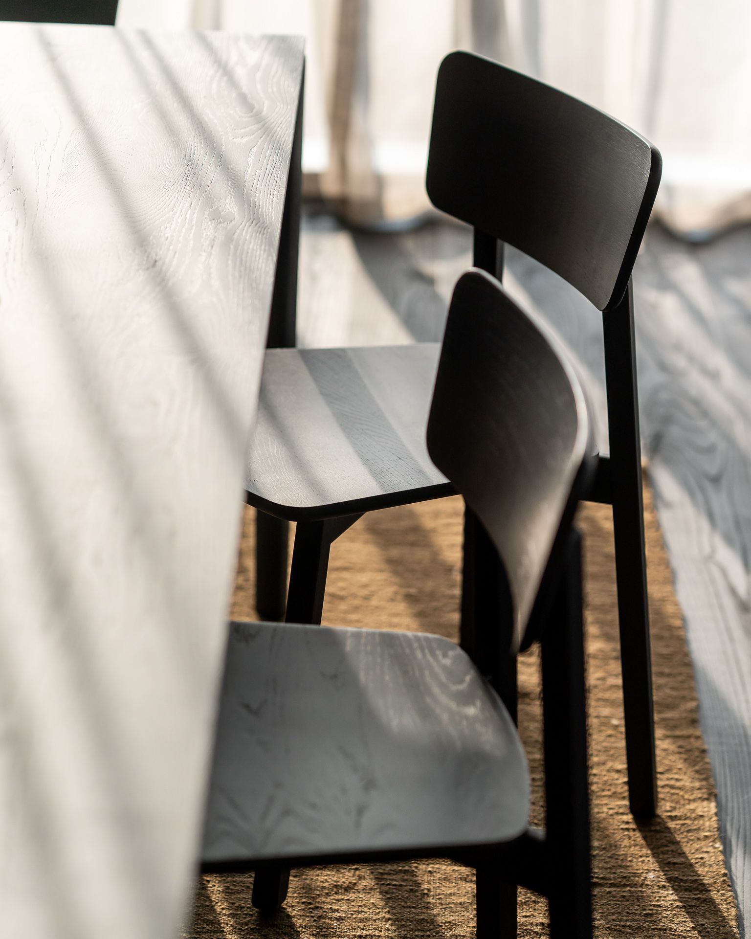 Are Dining Chairs a Standard Height? Ambiente Modern Furniture