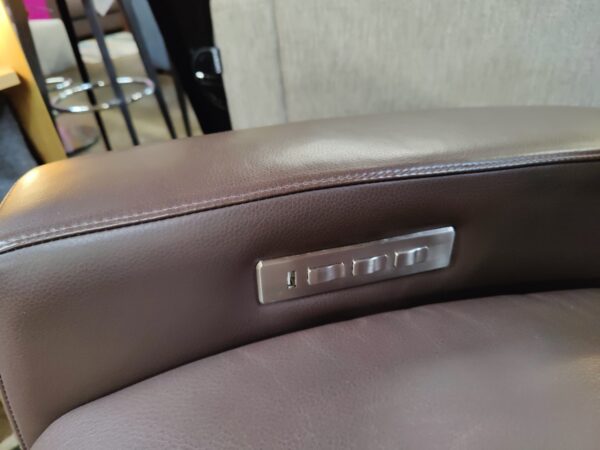 American Leather Eva Recliner (Raleigh Location) - Image 4
