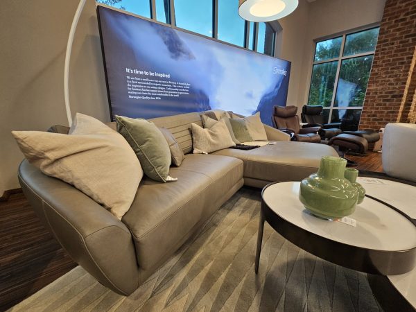 Kelvin Giormani Sectional (Raleigh) - Image 3