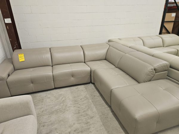 MaxDivani Polignano Power Sectional